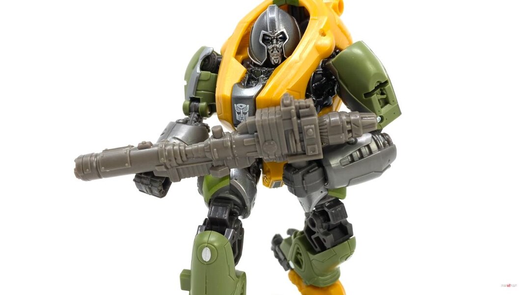 Transformers Bumblebee Movie Studio Series Brawn In Hand Image  (1 of 39)